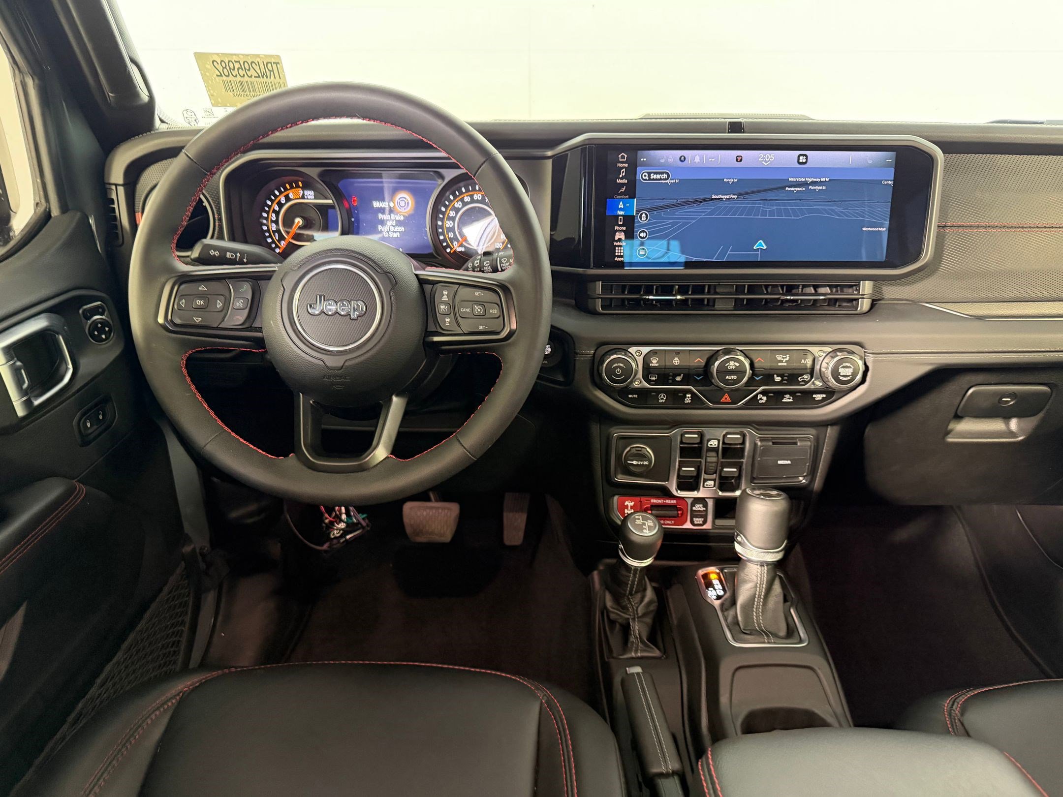 Used 2024 Jeep Wrangler Unlimited Rubicon image 26