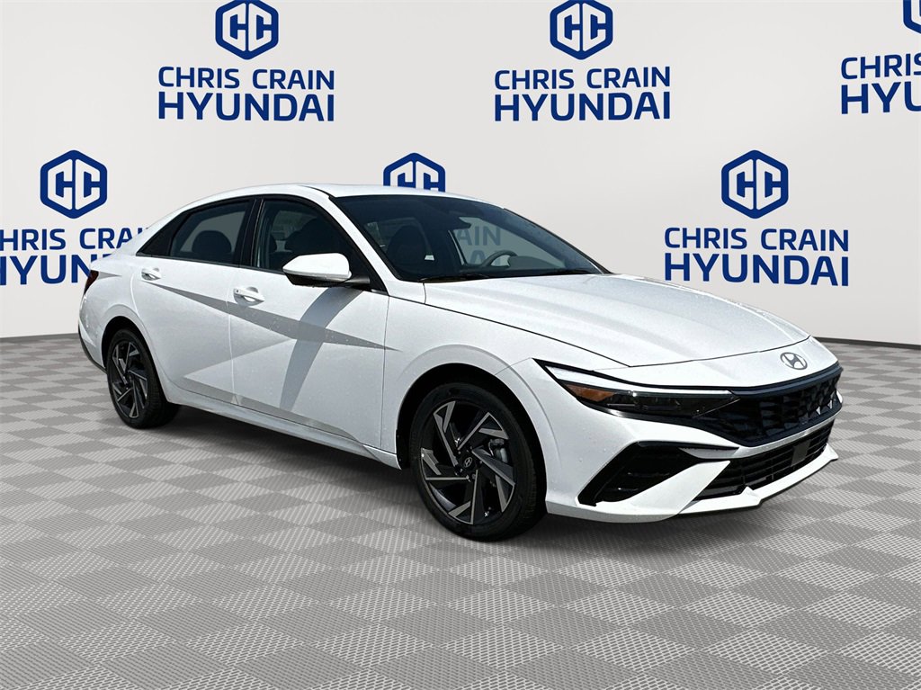 Certified 2024 Hyundai Elantra SEL w/ Convenience Package image 1