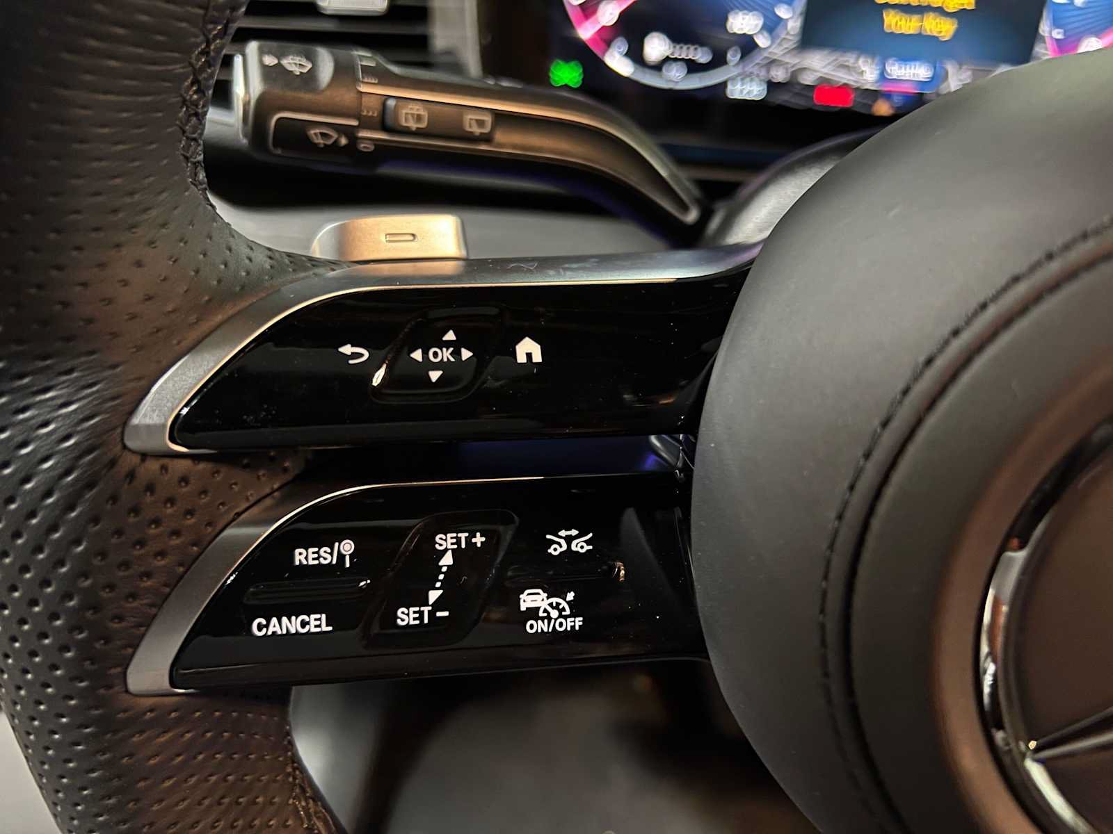 New 2026 Mercedes-Benz GLS 450 4MATIC image 29