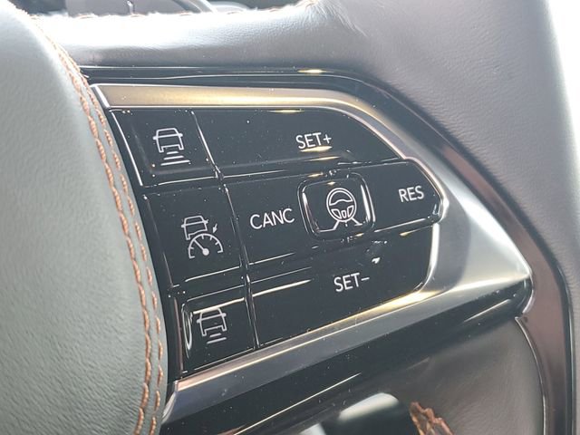 New 2026 Jeep Grand Cherokee Summit w/ Obsidian Package image 17