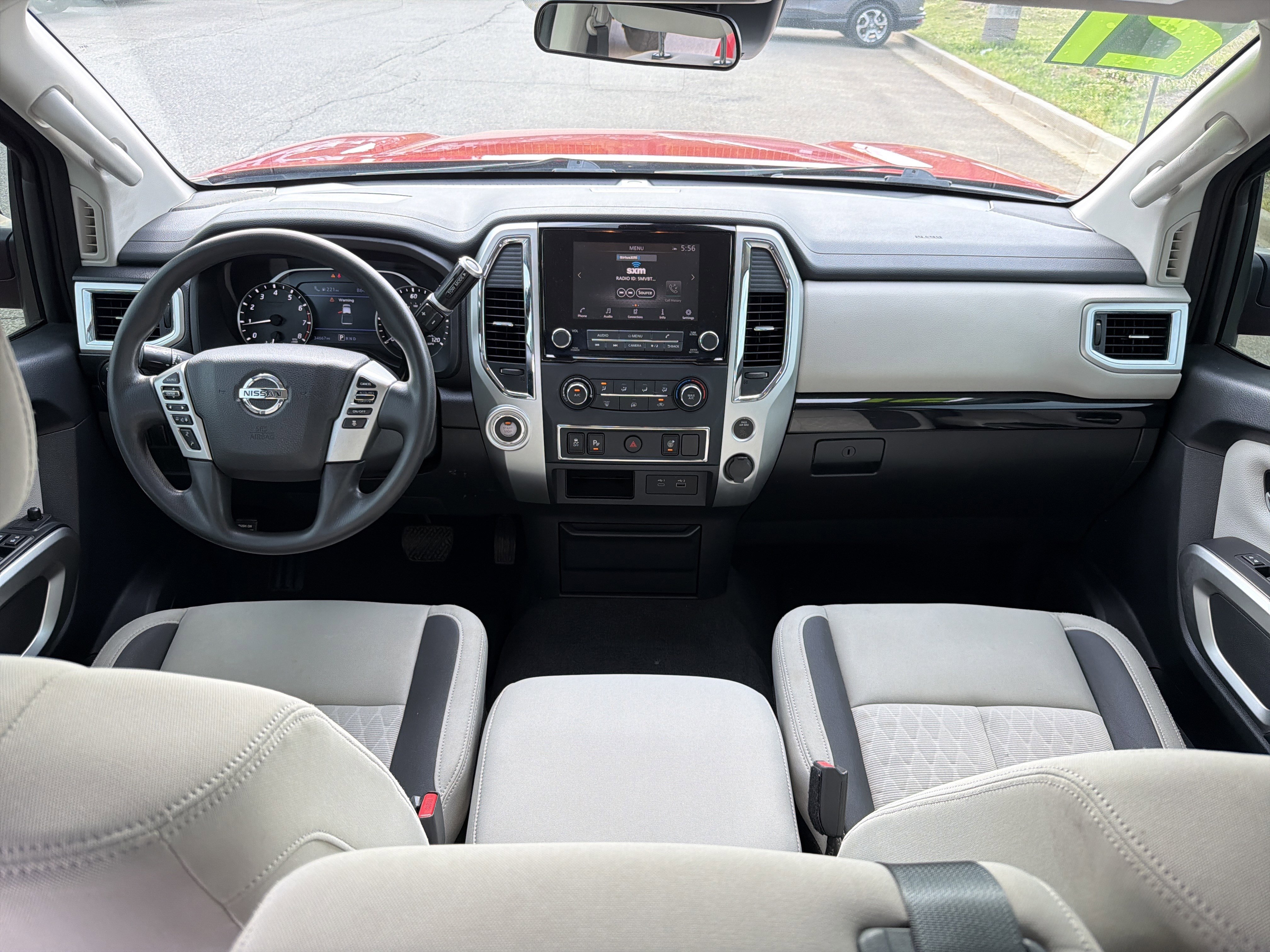 Used 2021 Nissan Titan SV w/ Accessory Utility Package RWD image 4
