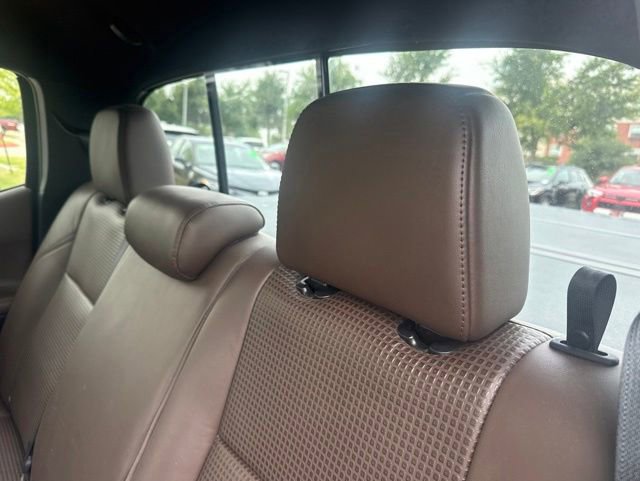 Used 2019 Toyota Tacoma Limited RWD image 8