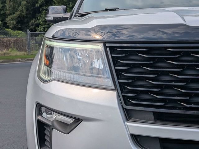 Used 2018 Ford Explorer Sport w/ Equipment Group 401A AWD/4WD image 12