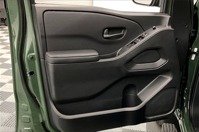New 2026 Nissan Frontier SV image 31