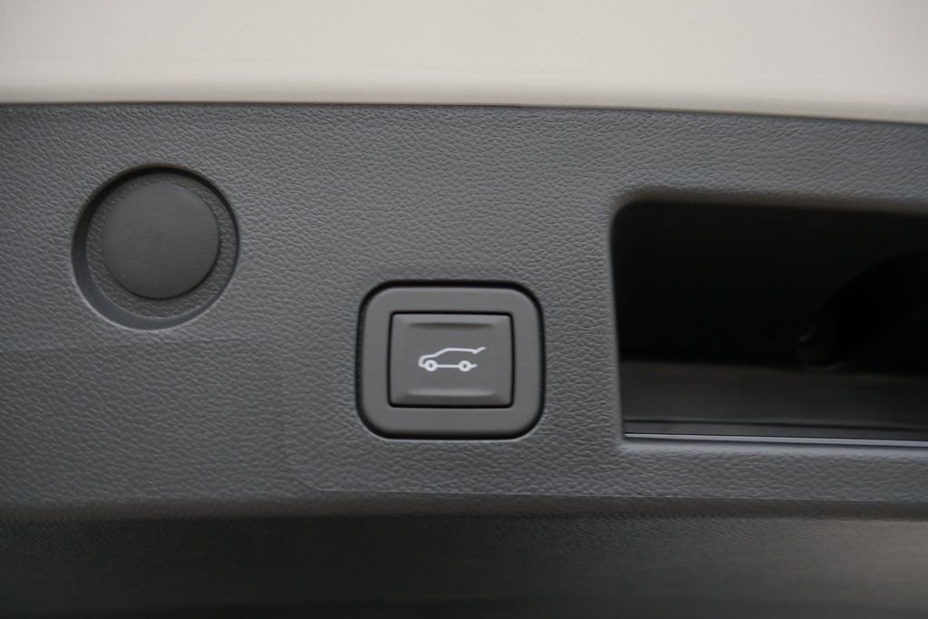 New 2026 Chevrolet Equinox LT w/ Convenience Package II image 27