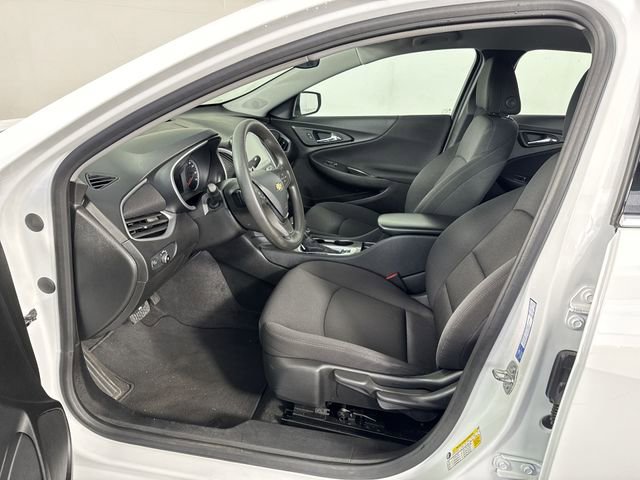 Used 2023 Chevrolet Malibu LS FWD image 4