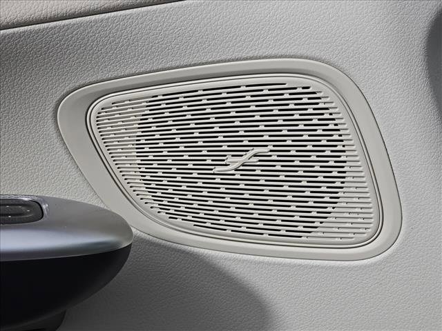 Certified 2025 Mercedes-Benz GLC 350e 4MATIC image 17