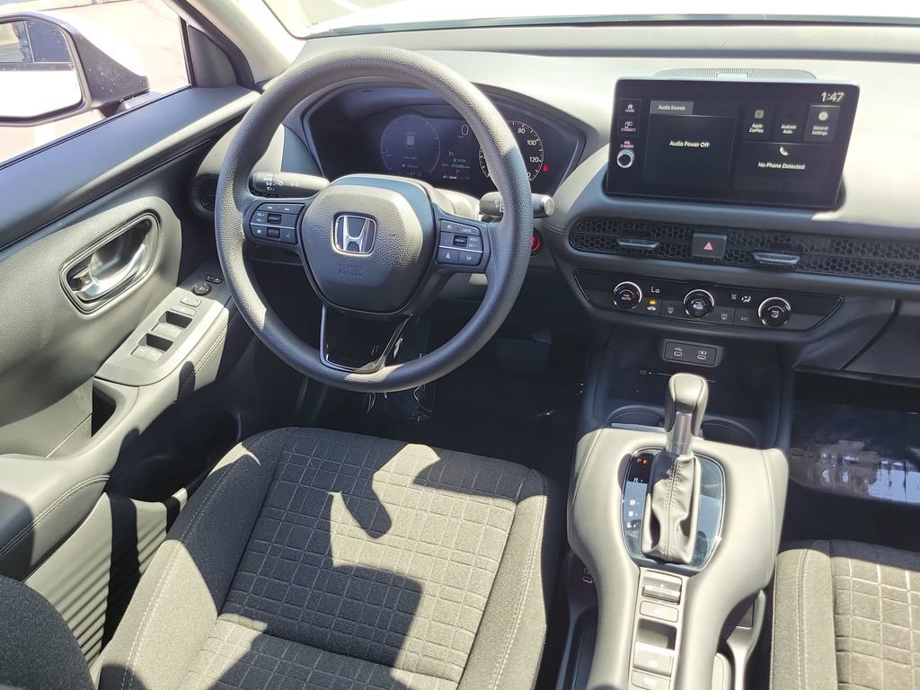 Certified 2027 Honda HR-V LX image 11