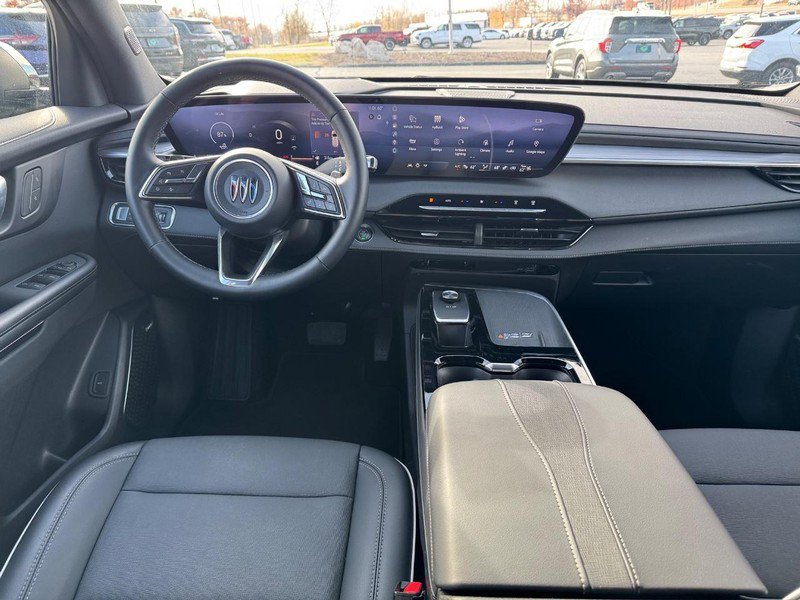 Certified 2025 Buick Enclave Preferred image 13