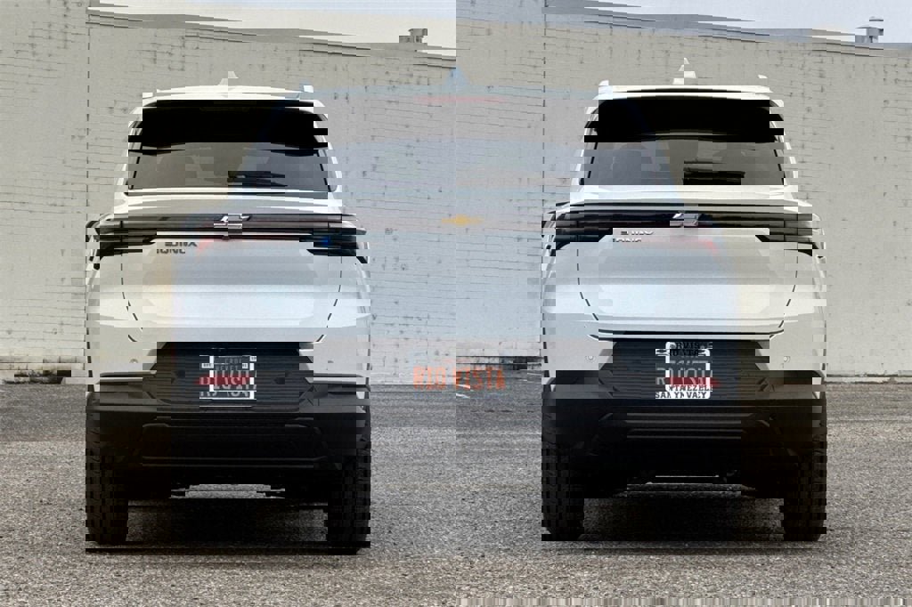 New 2026 Chevrolet Equinox EV LT image 5