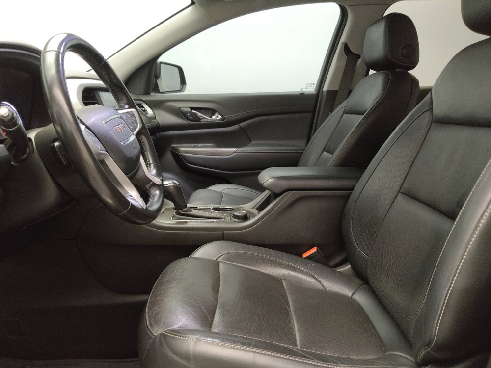 Used 2019 GMC Acadia SLT w/ Black Edition FWD image 17
