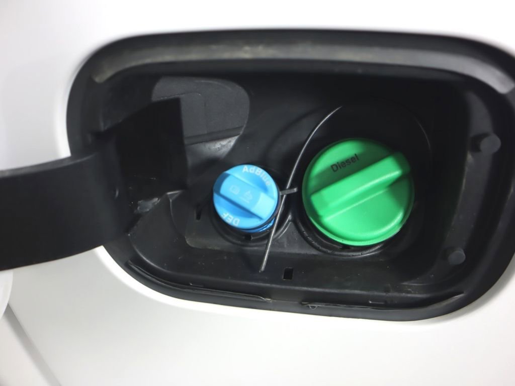 Used 2025 GMC Sierra 3500 Denali image 36