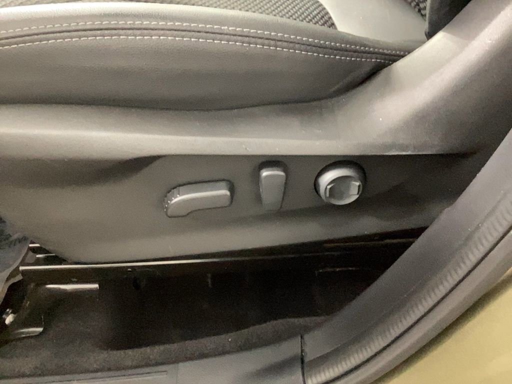 Used 2022 Subaru Forester Premium image 15