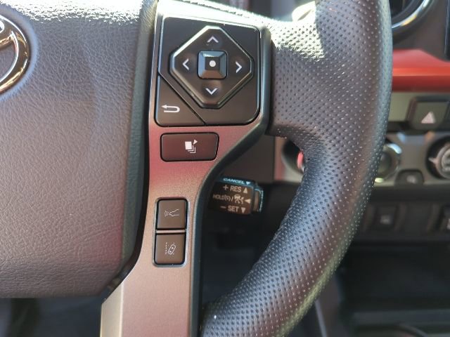 Used 2020 Toyota Tacoma TRD Off-Road image 13