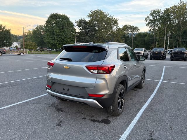 Used 2023 Chevrolet TrailBlazer LT w/ Convenience Package AWD/4WD image 6