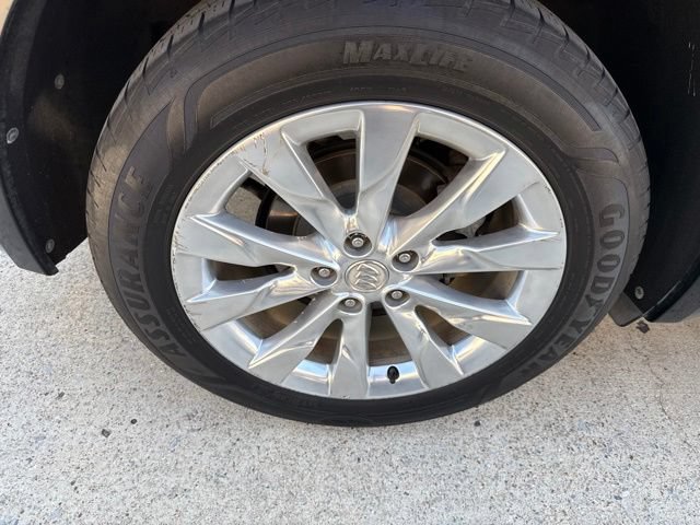 Used 2017 Buick Envision Essence FWD image 6