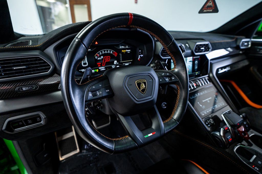 Used 2023 Lamborghini Urus Performante image 41