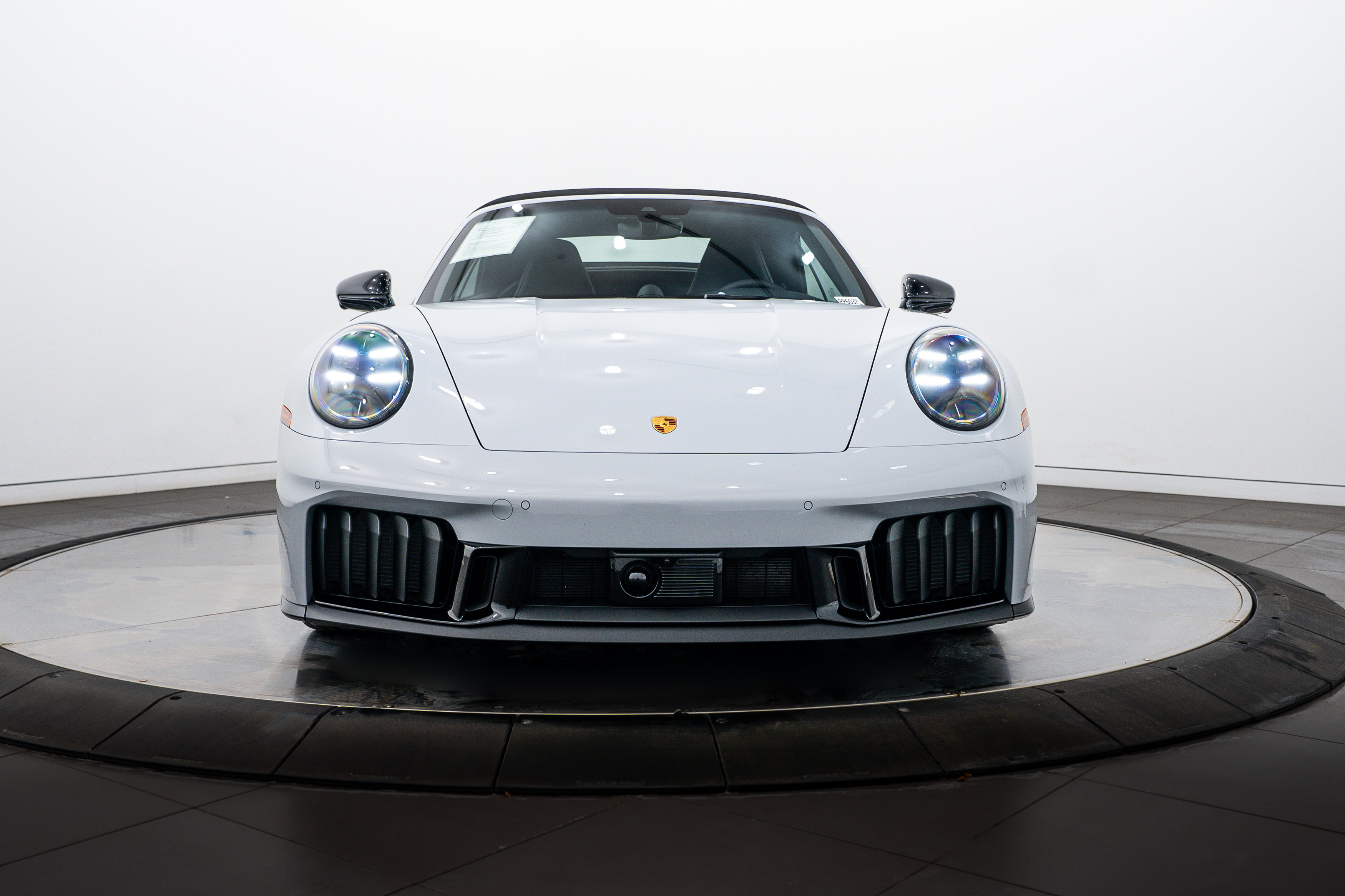 Used 2026 Porsche 911 Carrera GTS image 31