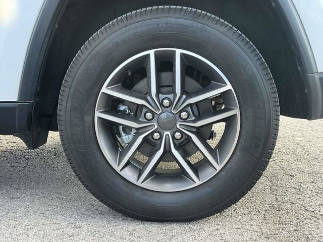 Used 2022 Jeep Grand Cherokee Limited image 11