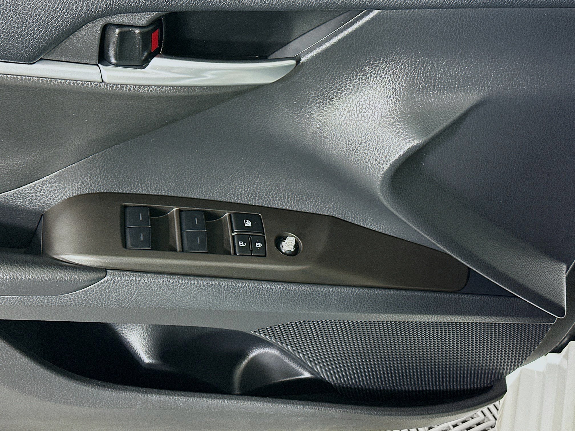 Used 2023 Toyota Camry SE w/ Audio Upgrade Package FWD image 14