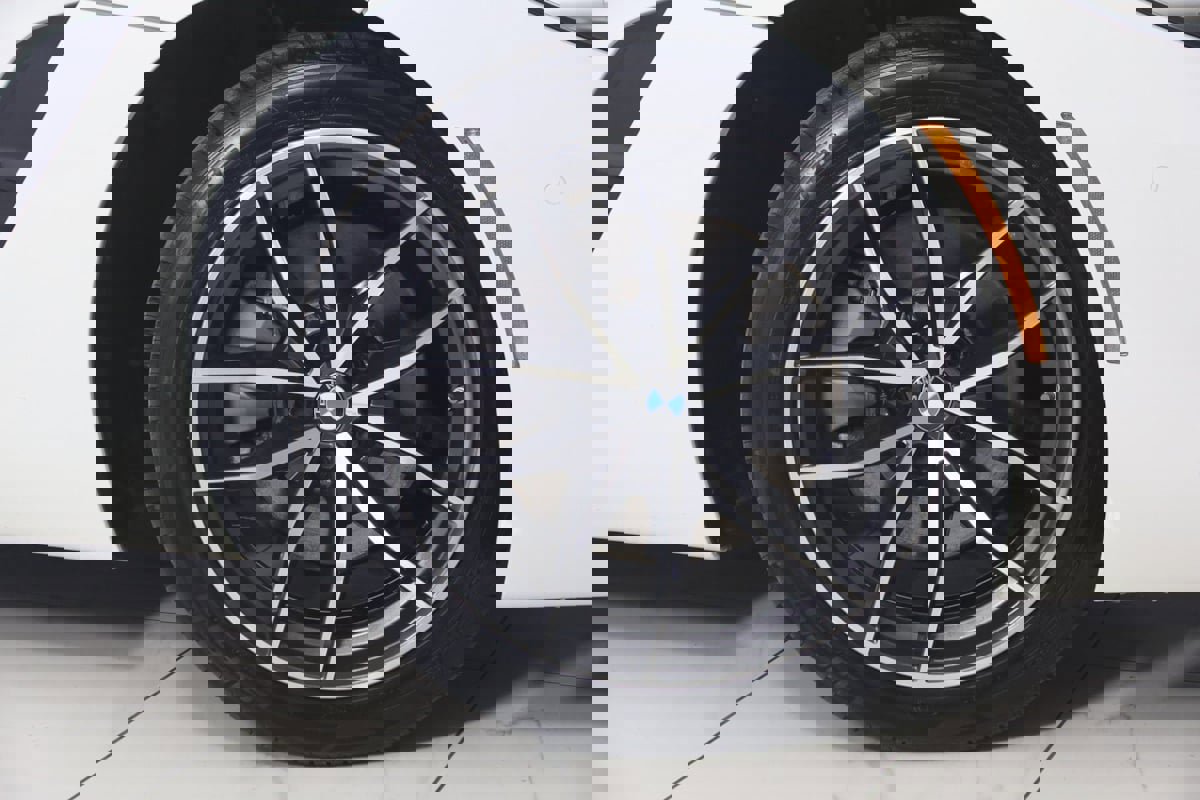 Used 2020 BMW Z4 sDrive30i w/ Convenience Package image 14