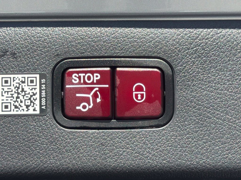 Certified 2023 Mercedes-Benz EQS 580 4MATIC Sedan image 16