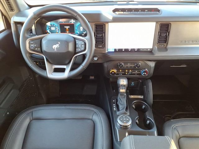 New 2025 Ford Bronco Badlands w/ Black Appearance Package image 10