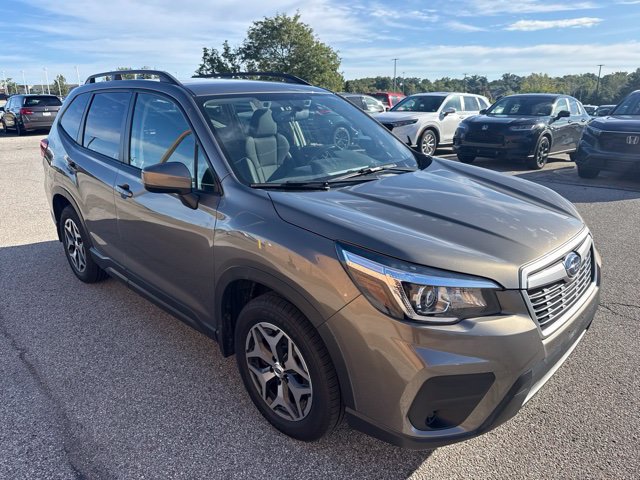 Used 2019 Subaru Forester Premium w/ All-Weather Package AWD/4WD image 2