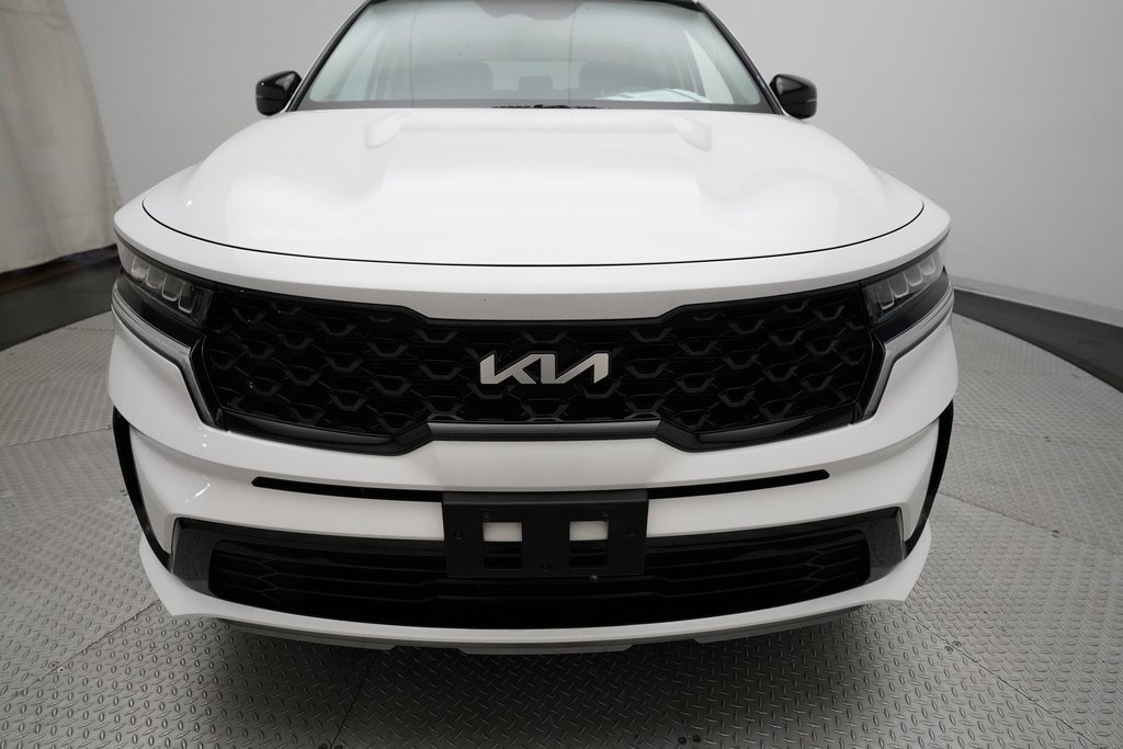 Certified 2022 Kia Sorento S w/ Panoramic Sunroof Package image 21