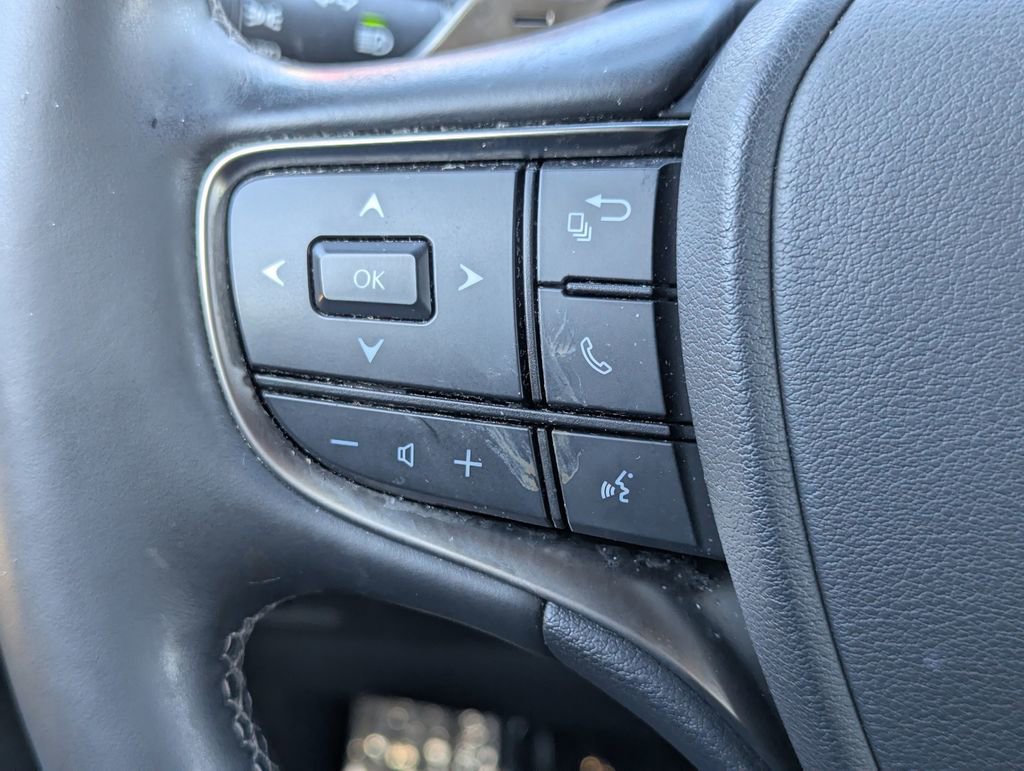 Used 2022 Lexus LS 500 w/ Accessory Package (Z2) image 22