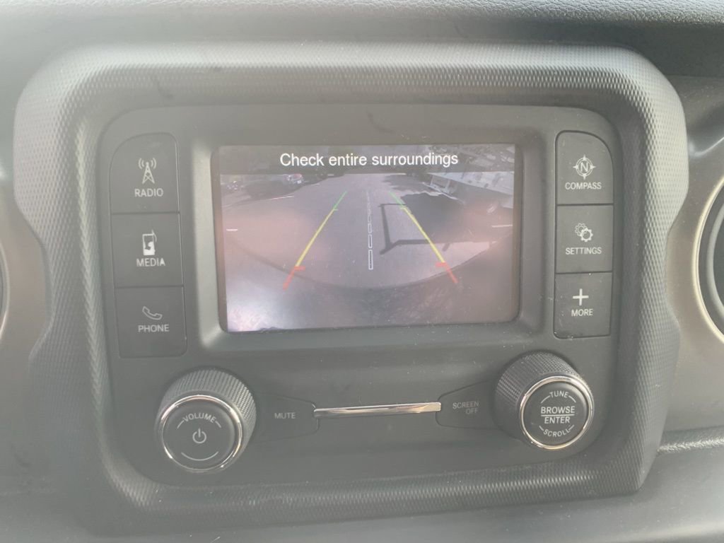 Used 2018 Jeep Wrangler Unlimited Sport S image 17