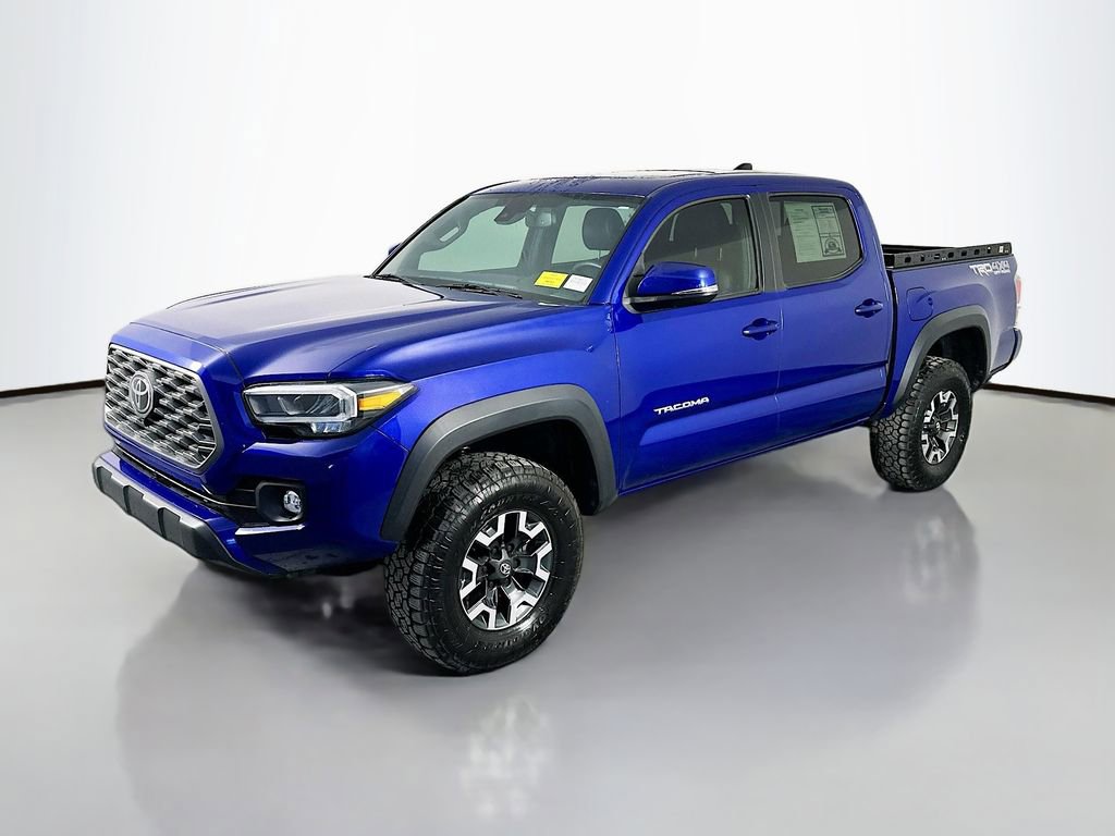 Used 2023 Toyota Tacoma TRD Off-Road w/ TRD Premium Off Road Package AWD/4WD image 3