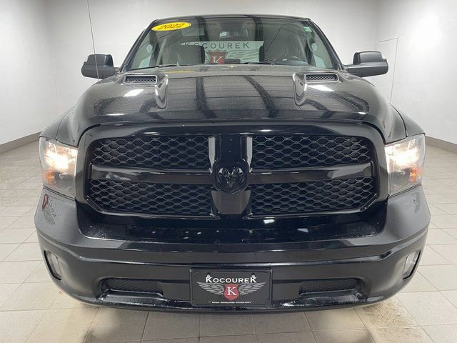 Used 2022 RAM 1500 Classic SLT image 2