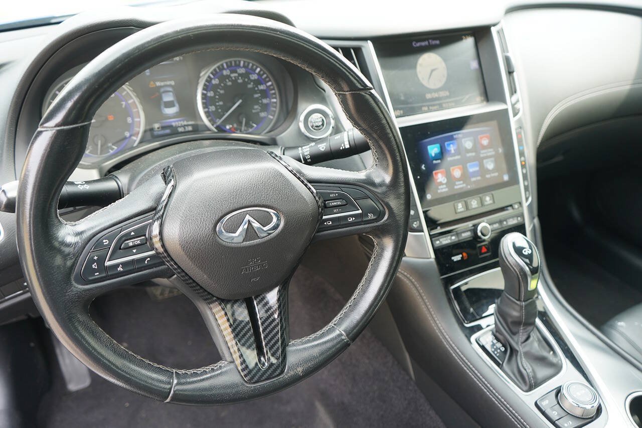 Used 2019 INFINITI Q60 3.0t Luxe AWD/4WD image 18