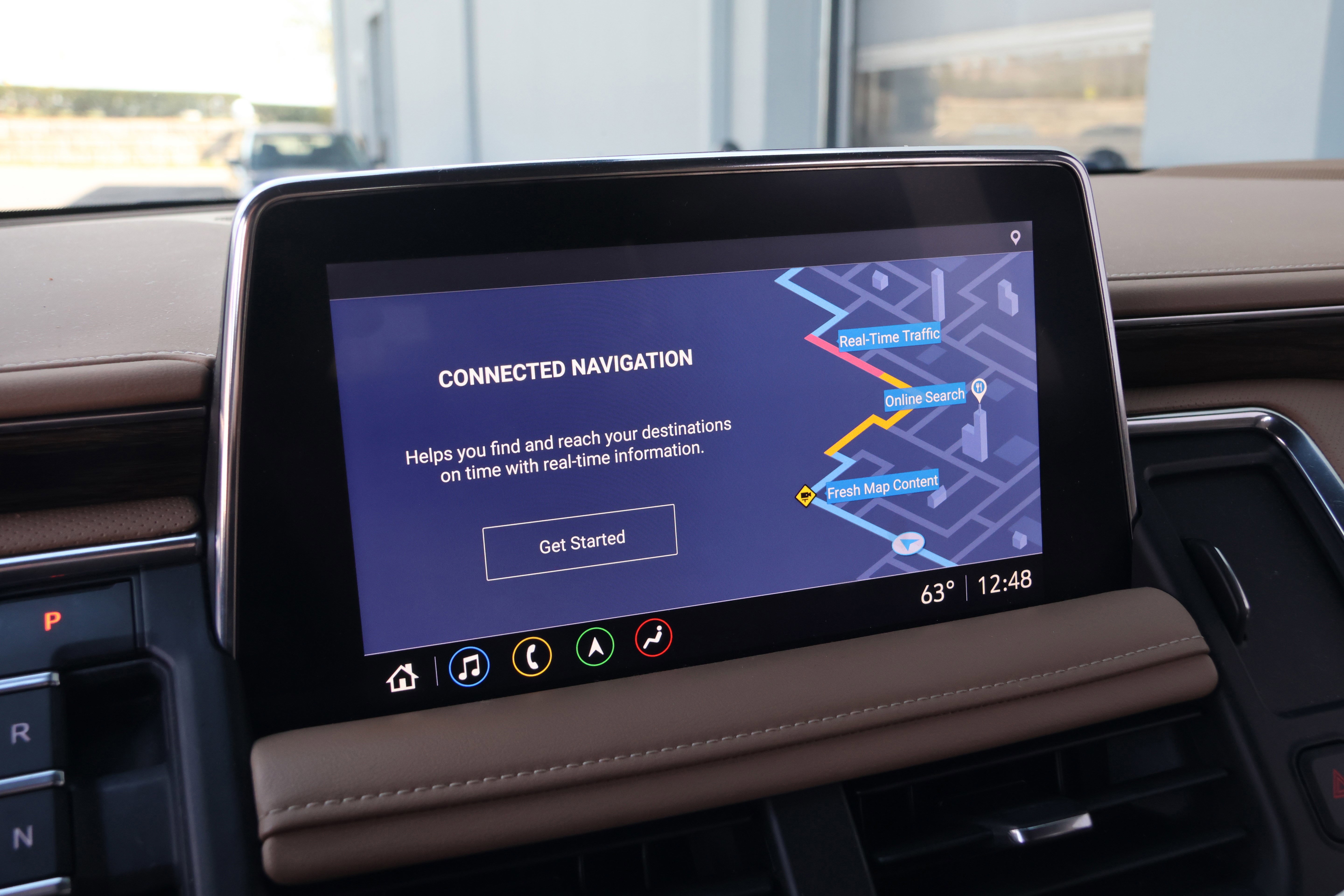 Used 2021 Chevrolet Suburban Premier w/ Premium Package image 27