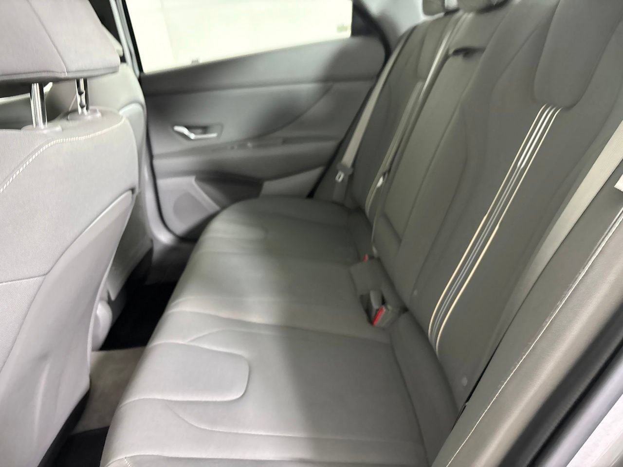 Used 2024 Hyundai Elantra SEL w/ Convenience Package FWD image 23