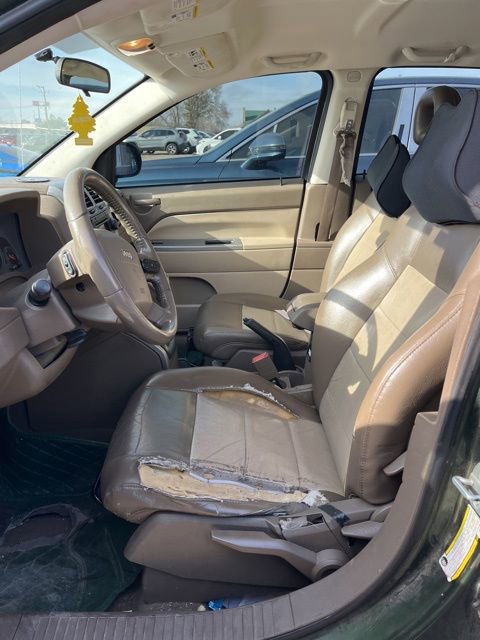 Used 2007 Jeep Compass Limited FWD image 6