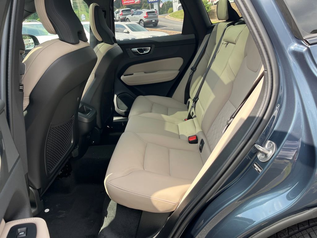New 2026 Volvo XC60 B5 Plus w/ Protection Package Premier image 31