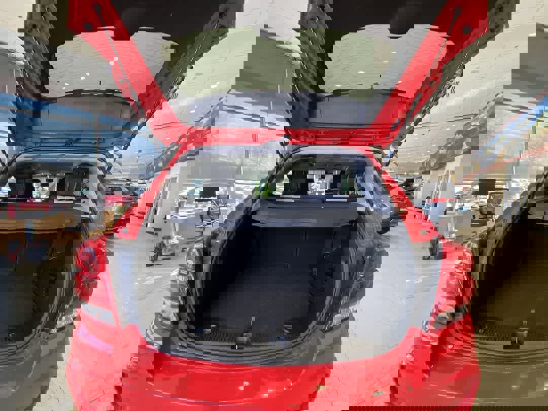 Used 2018 Chevrolet Trax LT image 25