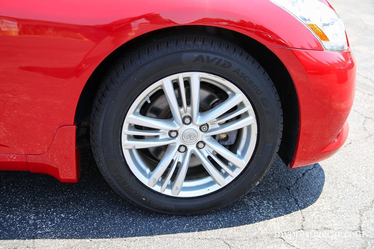 Used 2010 INFINITI G37 x Sedan w/ Premium Pkg AWD/4WD image 11