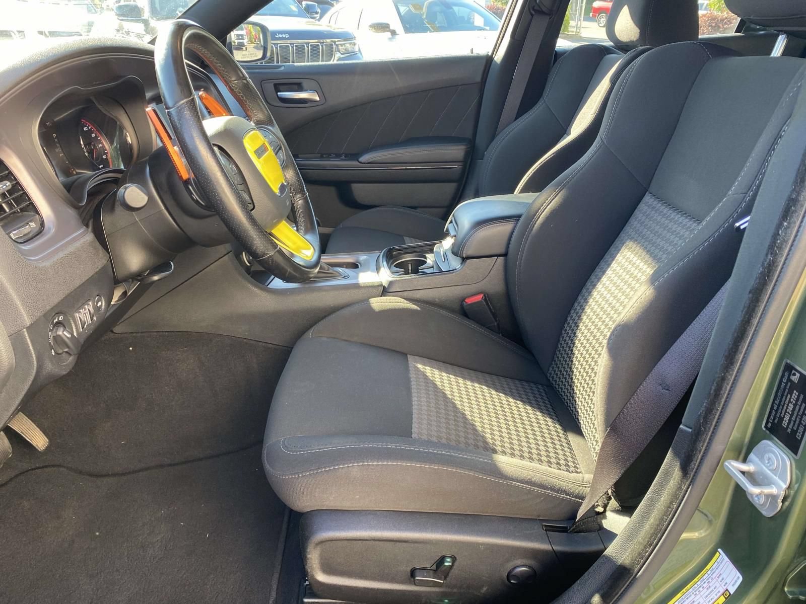Used 2023 Dodge Charger R/T w/ Blacktop Package RWD image 15