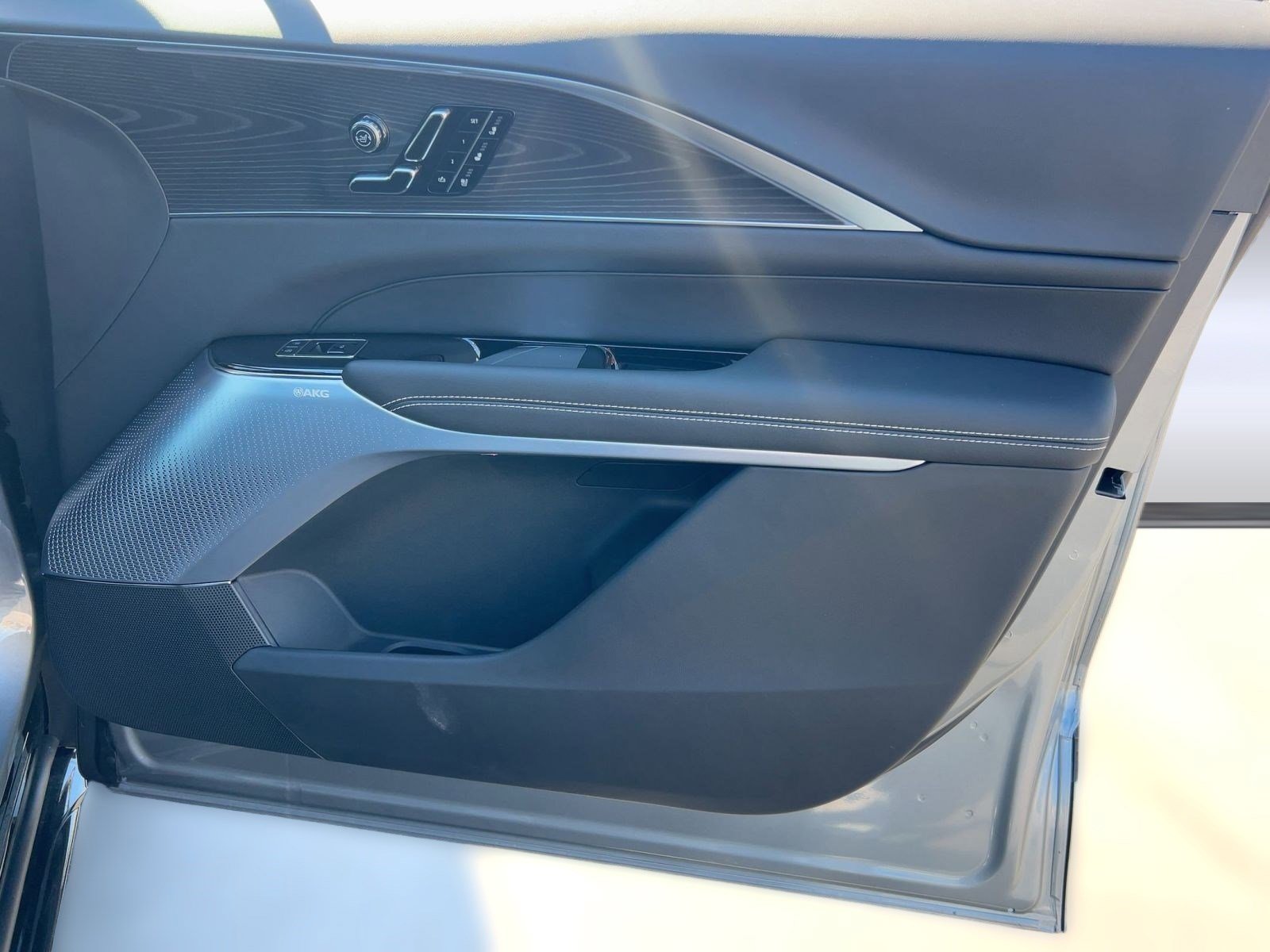 New 2026 Cadillac Lyriq V w/ LPO, Floor Liner Package image 31