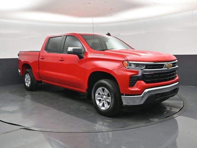 Used 2025 Chevrolet Silverado 1500 LT image 1