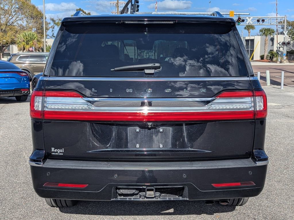 Used 2021 Lincoln Navigator Black Label image 4