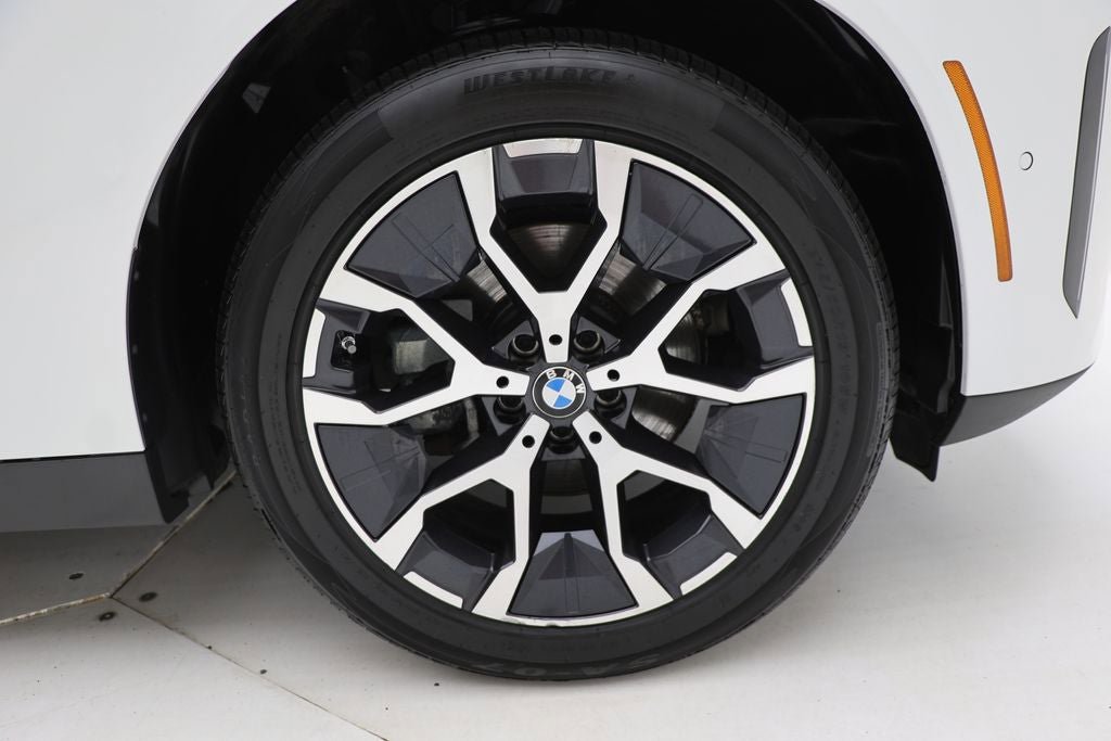 Used 2025 BMW X3 xDrive30i AWD/4WD image 9