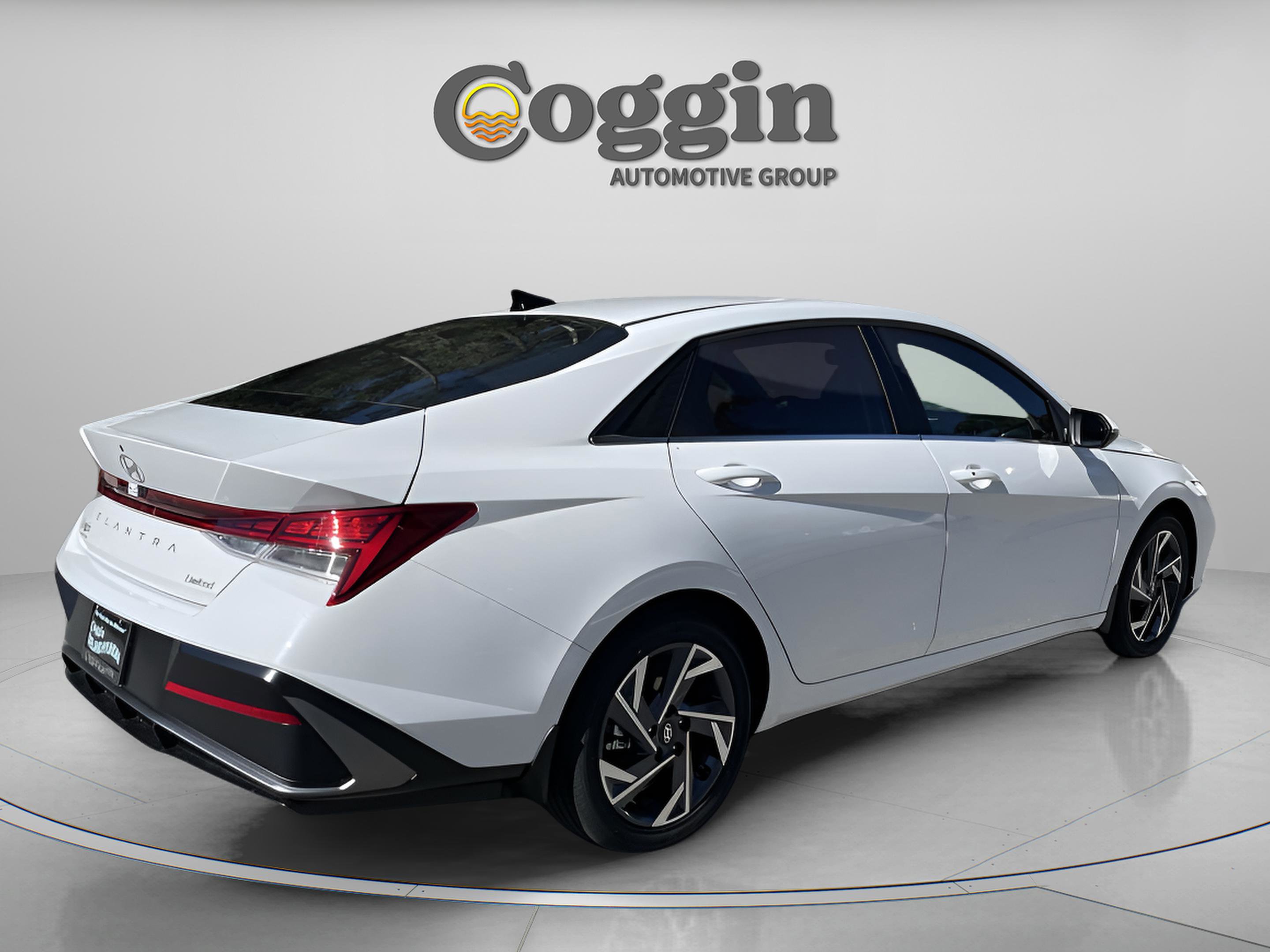 New 2026 Hyundai Elantra Limited image 6