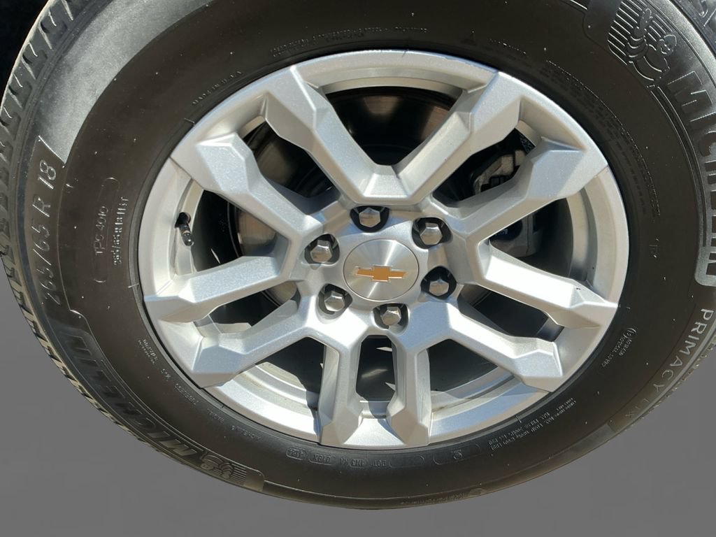 Used 2025 Chevrolet Tahoe LT AWD/4WD image 14