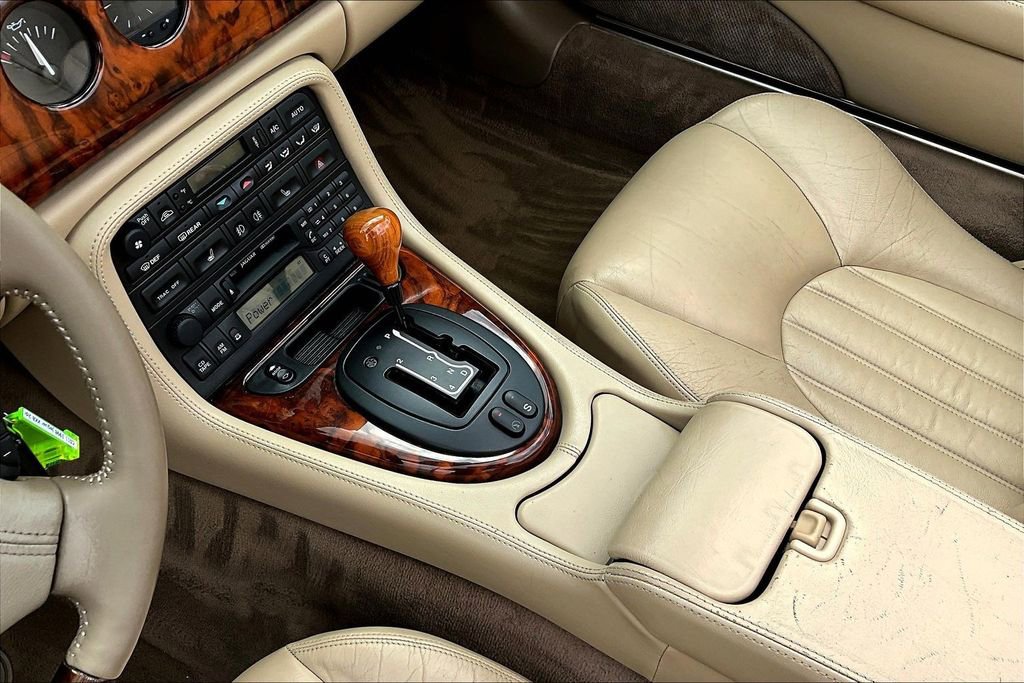 Used 1998 Jaguar XK8 Convertible RWD image 15