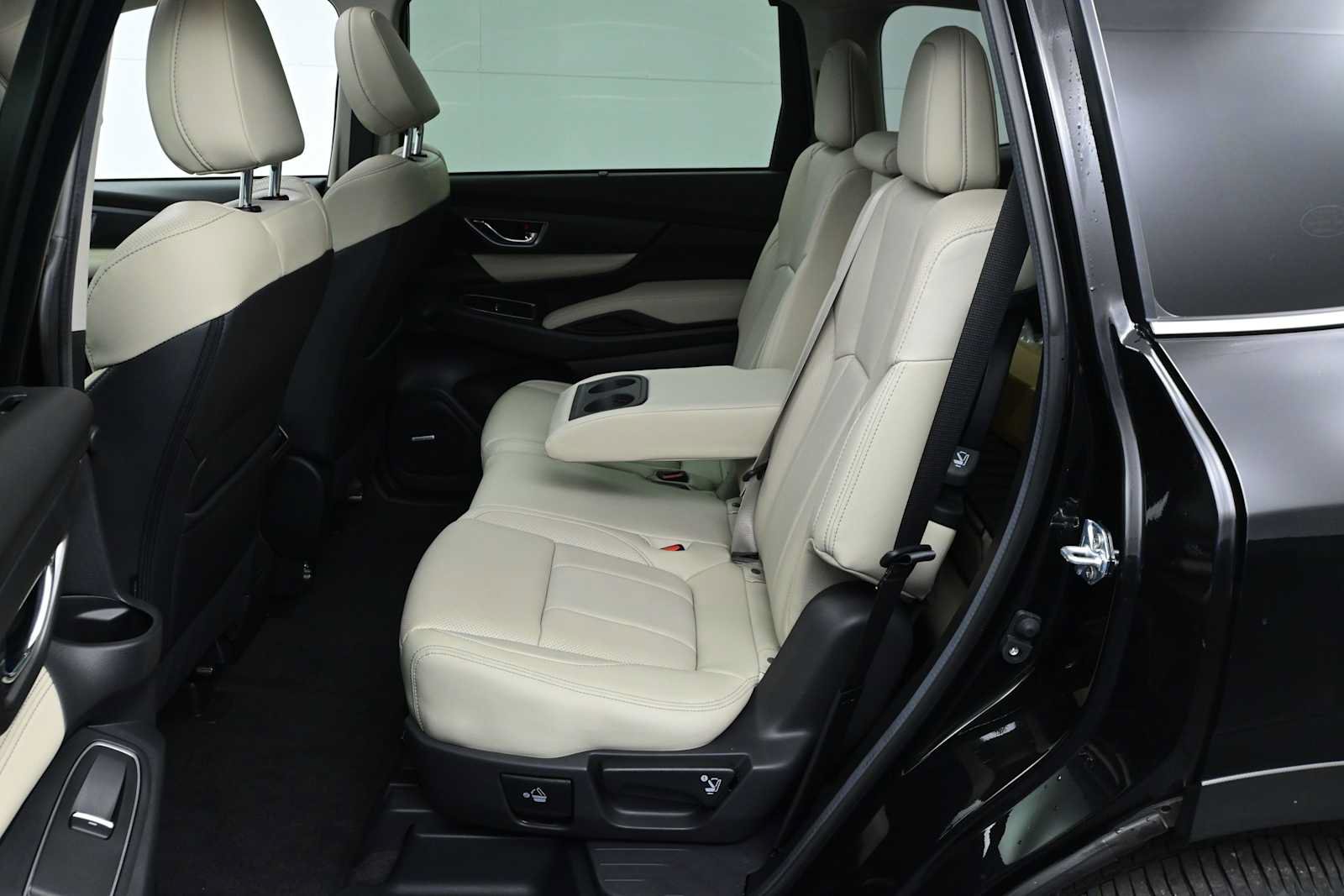 Used 2025 Subaru Ascent Limited AWD/4WD image 18