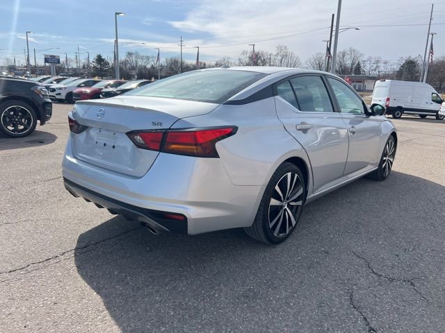 Used 2019 Nissan Altima 2.5 SR FWD image 4